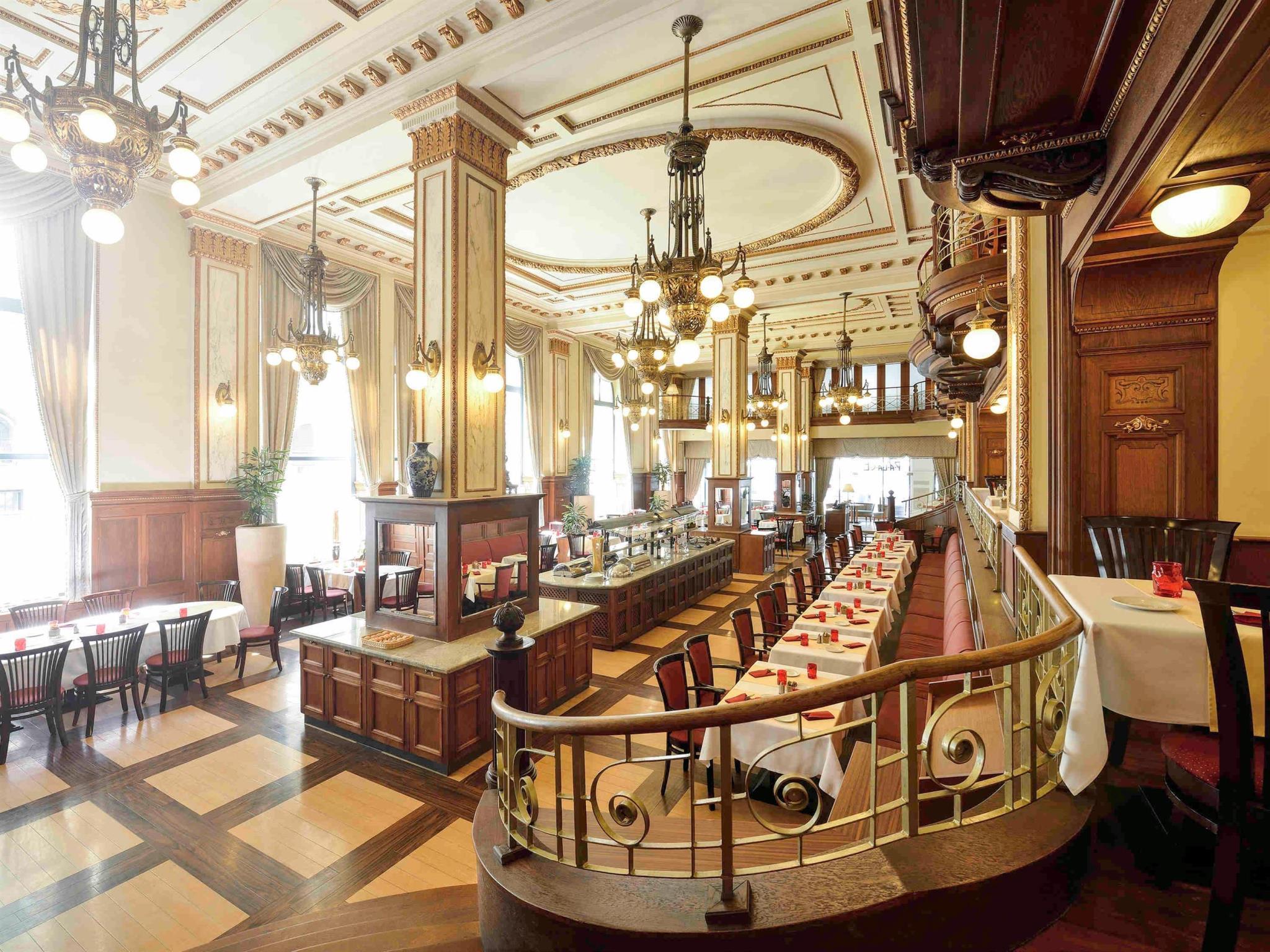 Moevenpick Hotel Budapest Centre Esterno foto