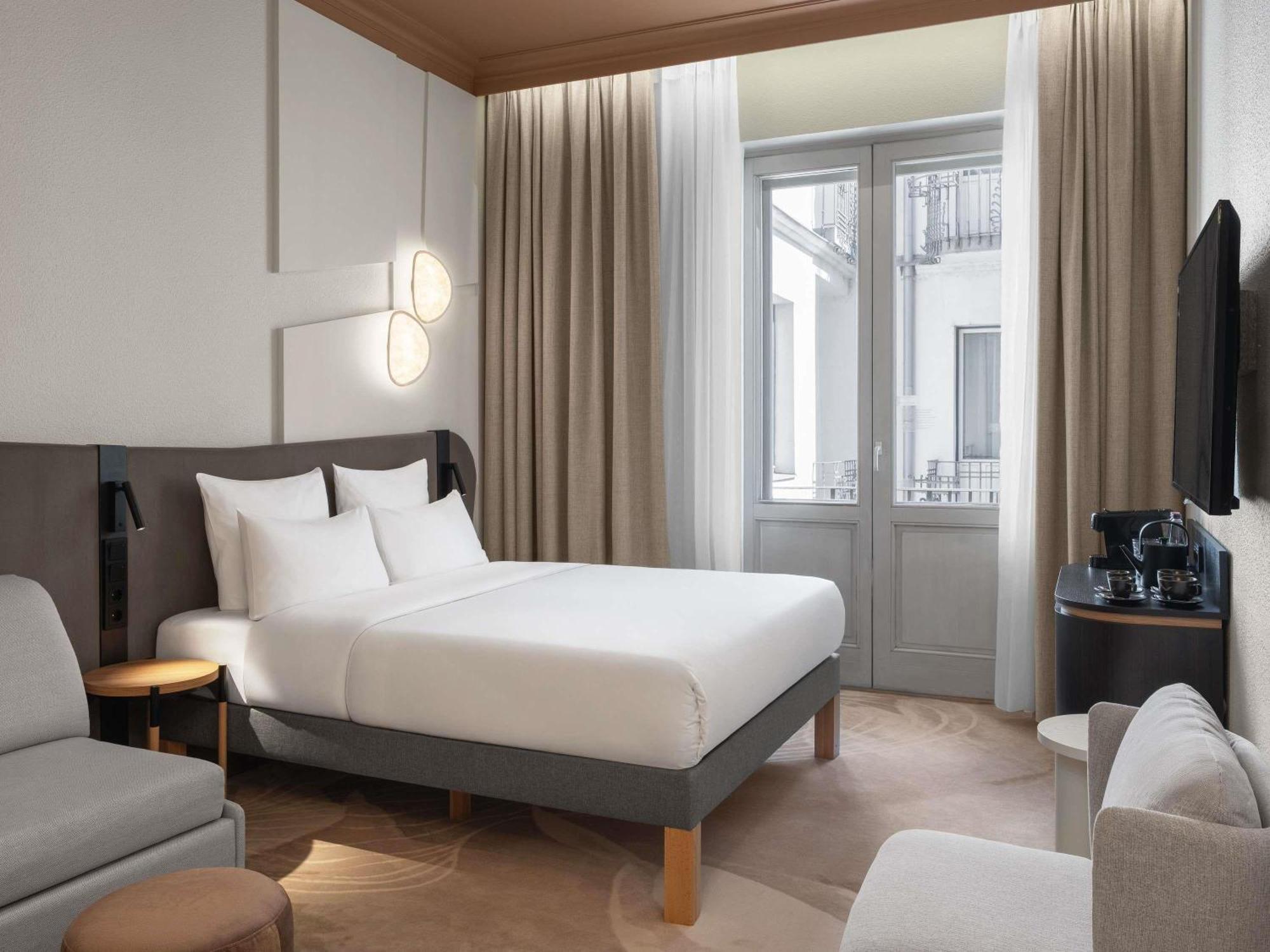 Moevenpick Hotel Budapest Centre Esterno foto