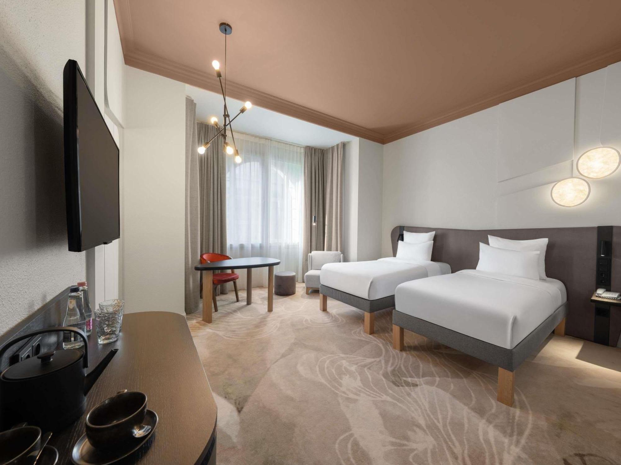 Moevenpick Hotel Budapest Centre Esterno foto