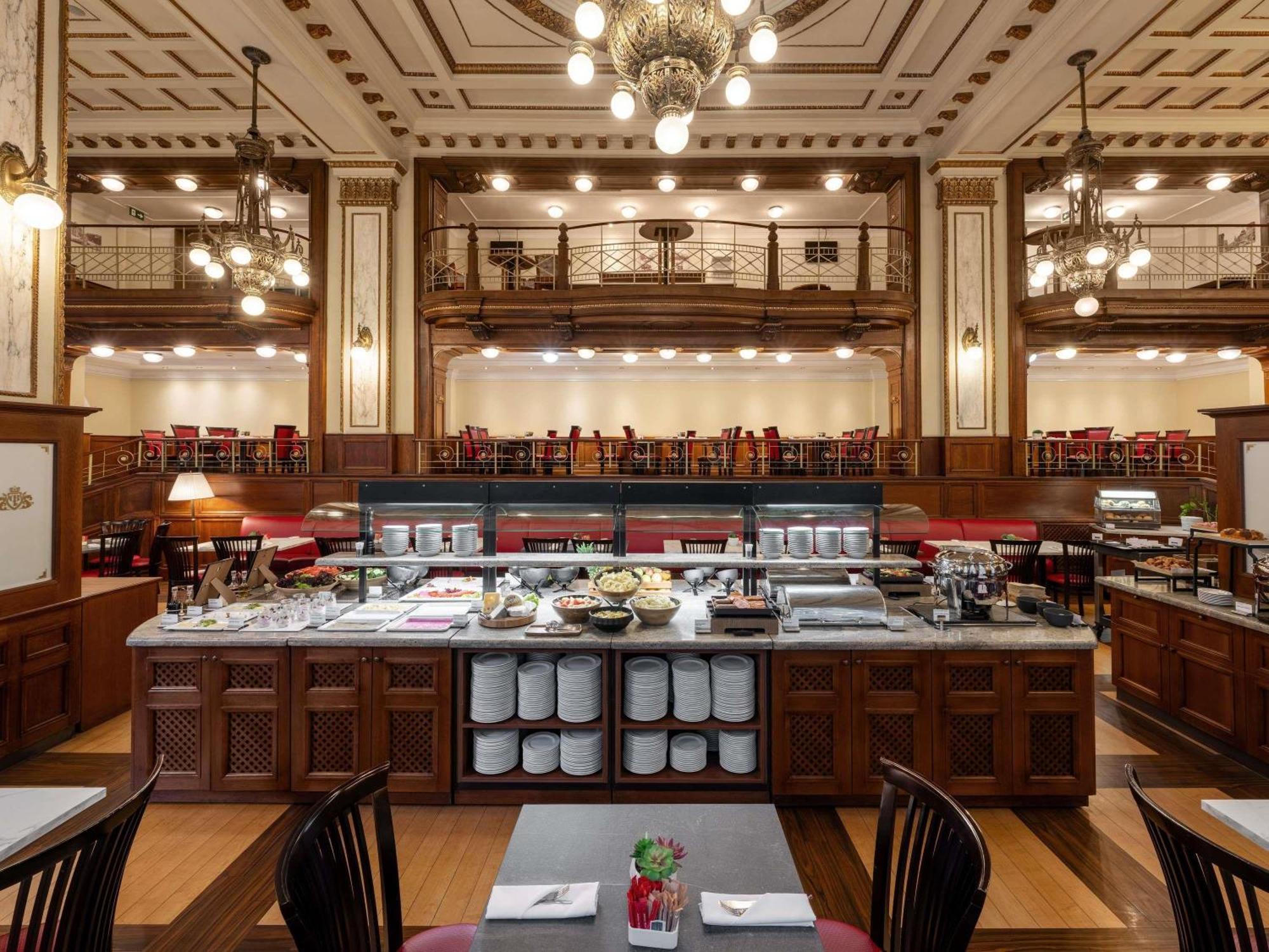 Moevenpick Hotel Budapest Centre Esterno foto