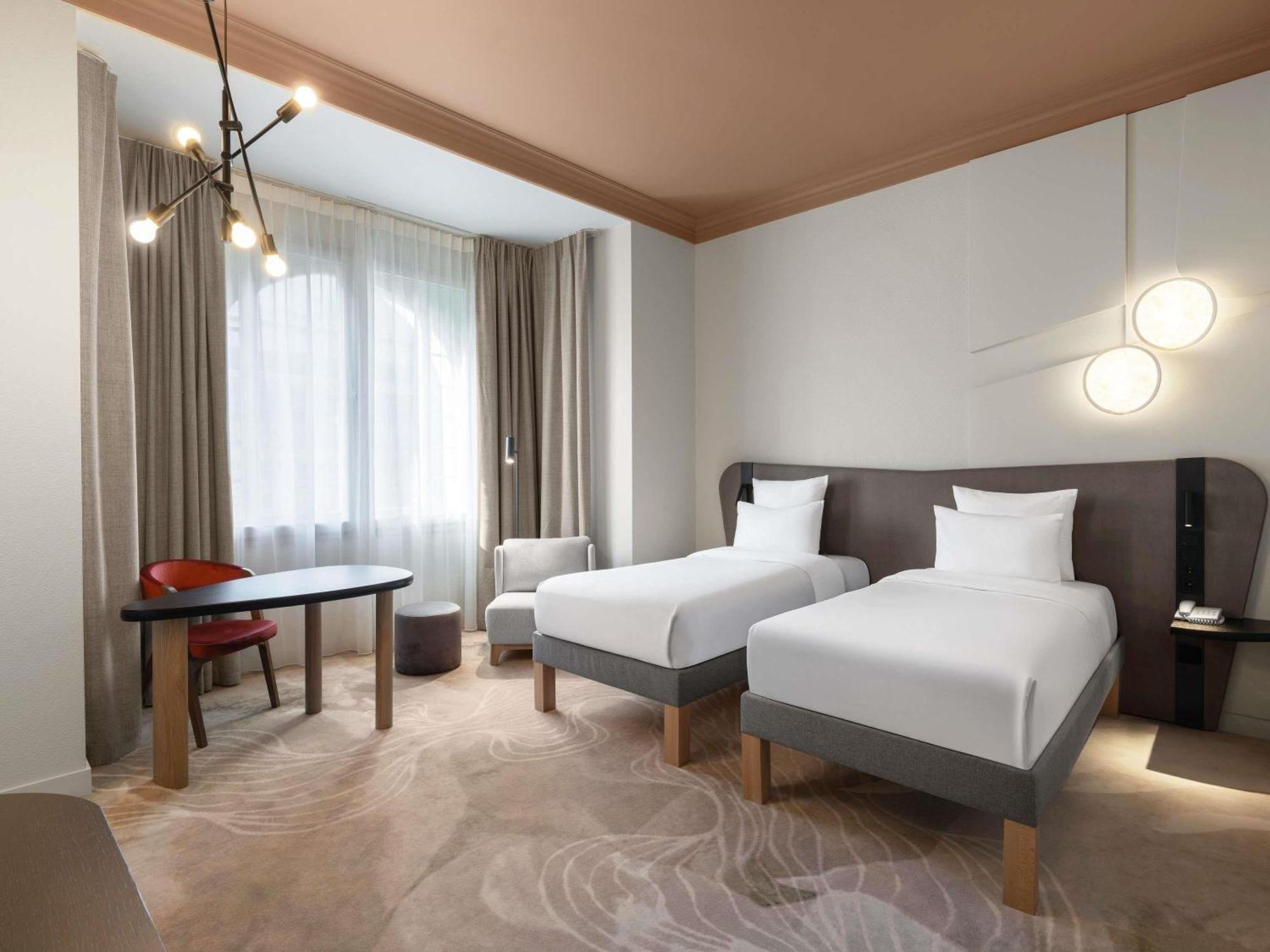 Moevenpick Hotel Budapest Centre Esterno foto