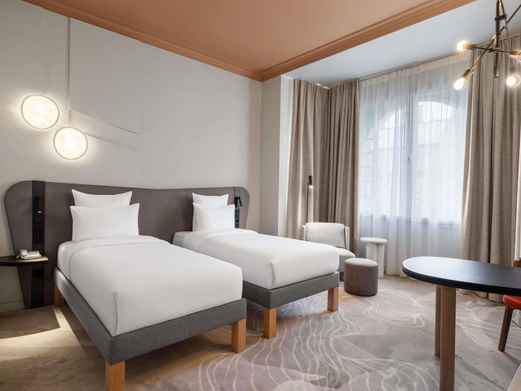 Moevenpick Hotel Budapest Centre Esterno foto