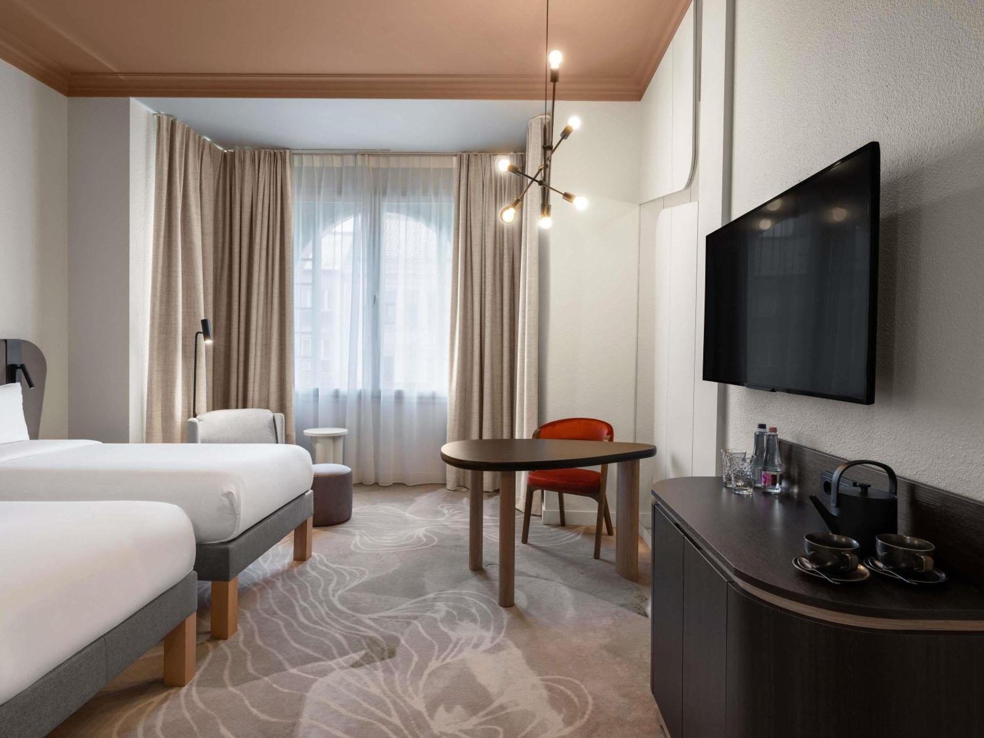 Moevenpick Hotel Budapest Centre Esterno foto